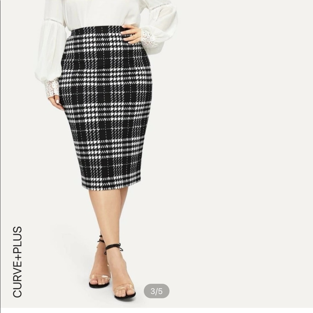 Plaid pencil skirt